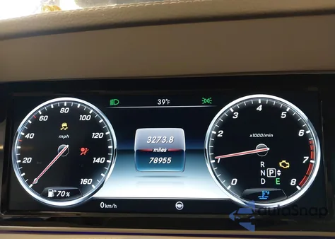 2015 Mercedes-Benz S 550 z USA, uszkodzony, nr VIN WDDUG8CB7FA090314